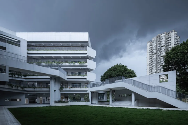 SCAD喜讯 | 华工设计院作品广州中学天润校区扩建工程荣膺2025年度APDC第十六届亚太设计精英邀请赛 WINNER 奖项