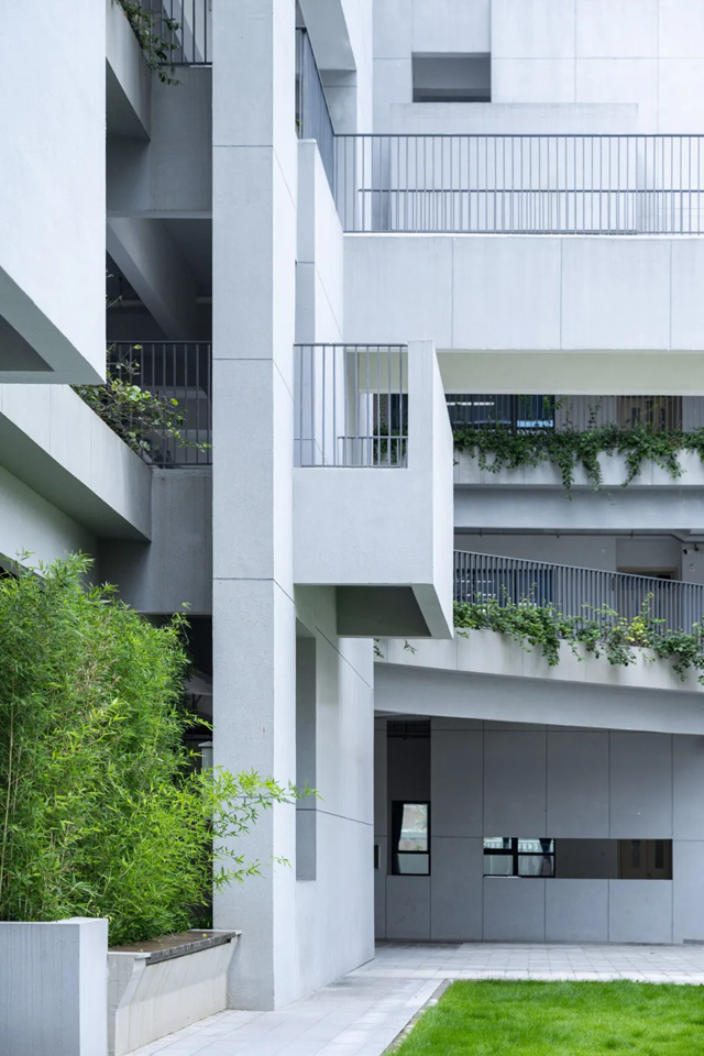 SCAD喜讯 | 华工设计院作品广州中学天润校区扩建工程荣膺2025年度APDC第十六届亚太设计精英邀请赛 WINNER 奖项