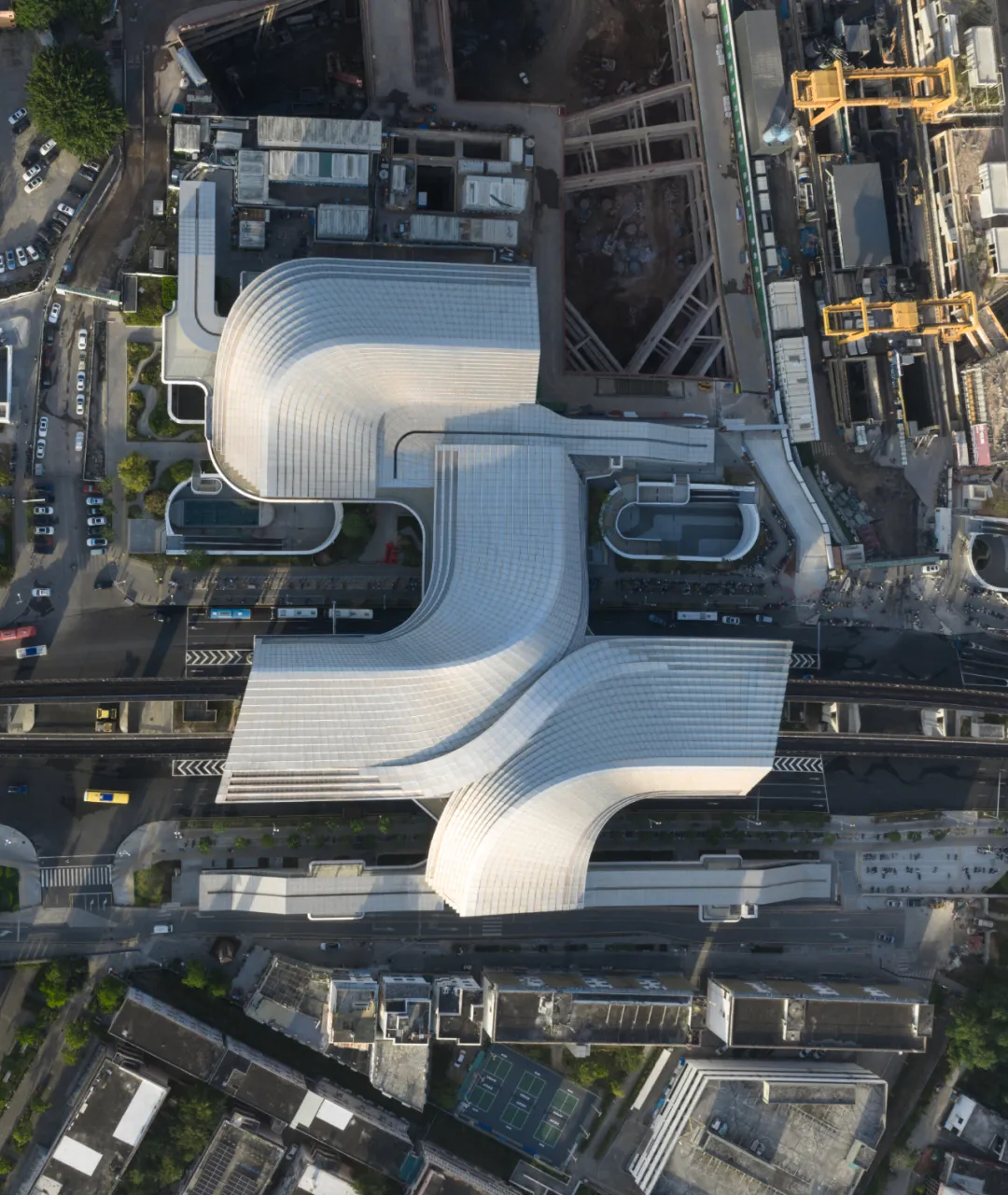 湾区之舞 | 深圳市大运综合交通枢纽建筑改造提升工程项目