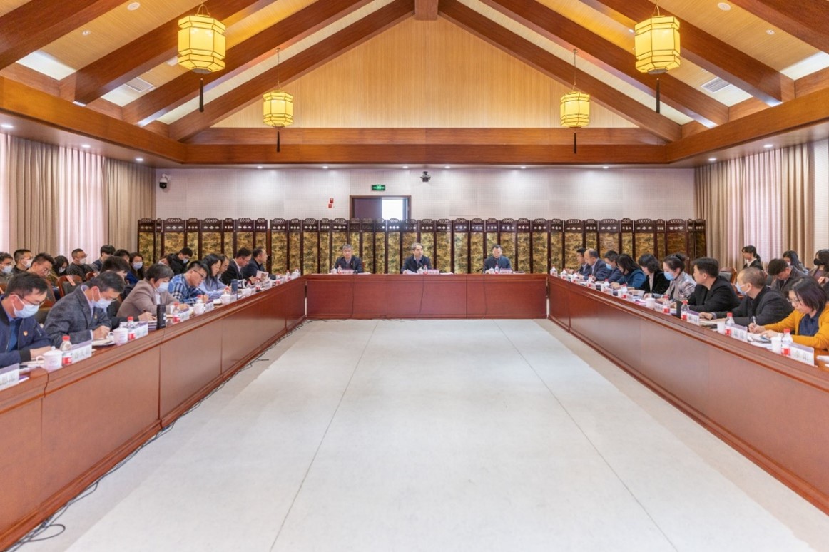学校召开2023年学生工作部署会
