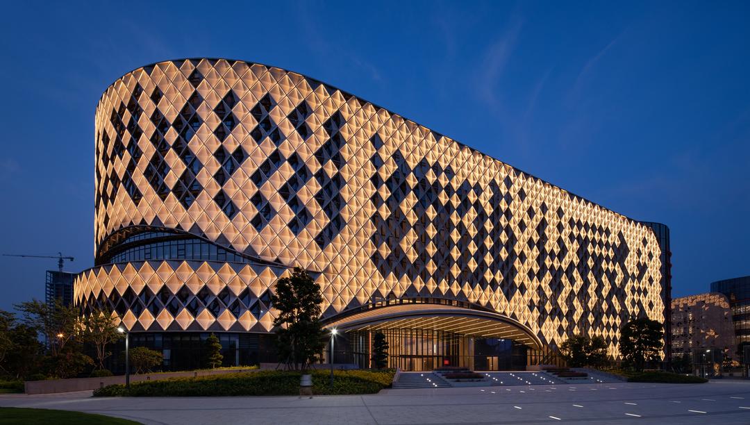 喜报|泉州市公共文化中心荣获2020亚洲照明设计奖“非凡之光”奖
