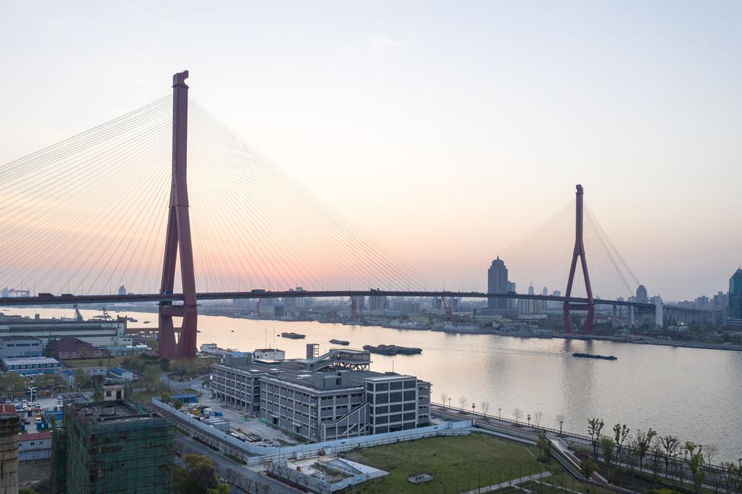 国务院总理李强在上海调研技能人才工作期间调研世界技能博物馆