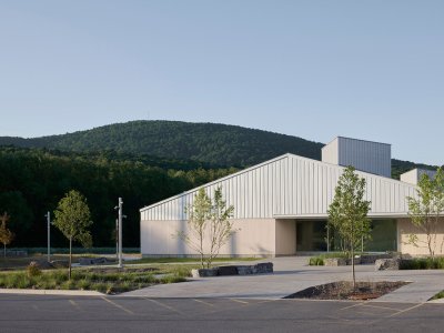 Zénith学校，加拿大 / Pelletier de Fontenay + Leclerc