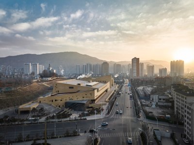 西宁市群众文化艺术活动交流中心，青海 / 西安建筑科技大学设计研究总院有限公司