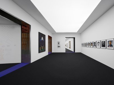 “生命惊奇”泰康收藏展，北京 / 亼建筑