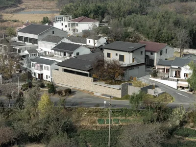 黄龙岘小树咖啡民宿 / 反几建筑