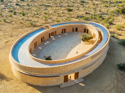 Rajkumari Ratnavatinv女子学校，印度 / Diana Kellogg Architects