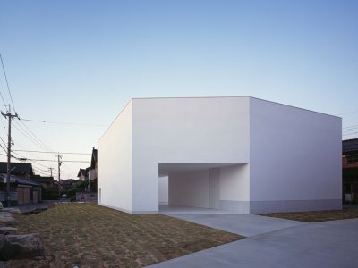 白洞住宅，日本