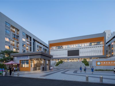 深圳市坪山区科源实验学校 / 申都设计集团有限公司深圳分公司