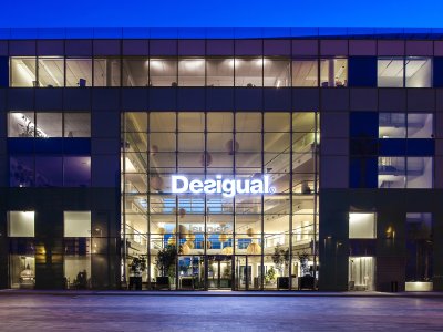 Desigual品牌办公楼，巴塞罗那