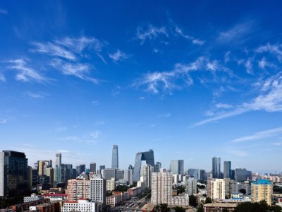 中央电视台新台址主楼竣工，北京