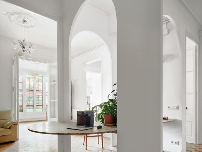 A TABLE (II)住宅，巴塞罗那