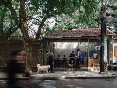 VOYAGE COFFEE 永嘉路502号，上海 / 刷刷建筑