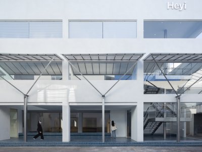 Heyi office，广州 / 偏离设计