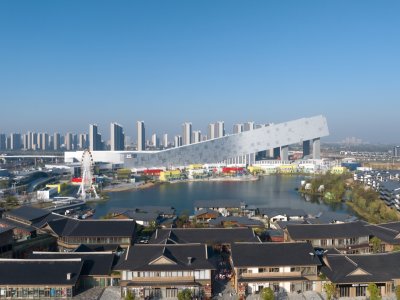 武​​汉​​甘​​露​​山​​国​​际​​滑​​雪​​场 / CLOU + 荷于景观