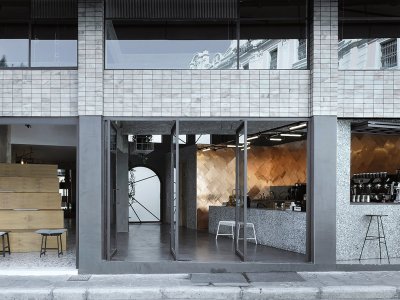 Black drop咖啡体验店，希腊