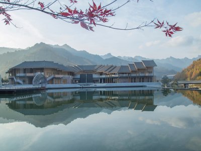 康县全域旅游游客集散中心，甘肃 / Farmerson Architects共生建筑设计（北京）有限公司