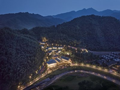 明月川 · 云孚里云宿温泉酒店，江西 / 艾麦欧（上海）建筑设计咨询有限公司