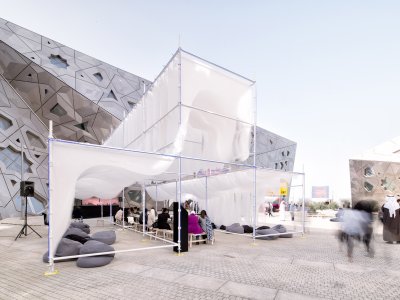 LUMINOUS DRAPES展示亭，科威特