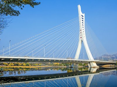 新泰市青龙路大桥