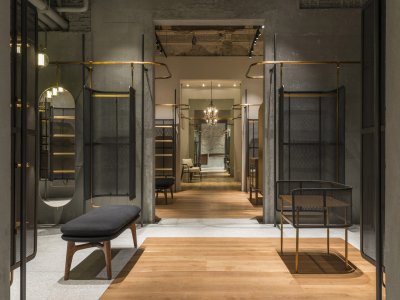 Comme Moi “似我”品牌旗舰店，上海