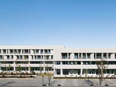 南京栖霞山石埠桥中心学校 / 南京邦建都市建筑设计事务所