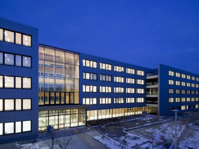 奥德赛 - 雷诺科技中心，法国 / ArtBuild Architects