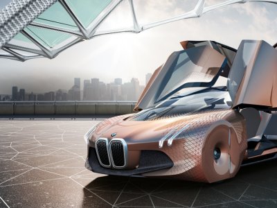 BMW为自己100周岁生日设计的概念车长啥样儿？