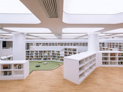 景山学校图书馆改造，北京 / 回囙建筑