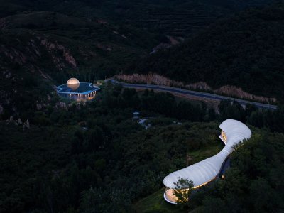 泰安九女峰“故乡的月”仪式堂，山东 / 袈蓝建筑