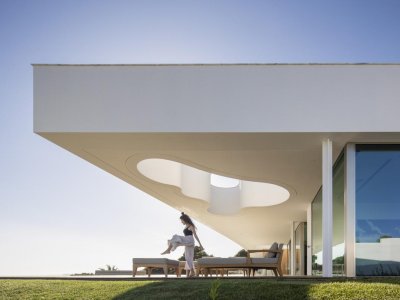 流转曲线，宛如衣袂飘带——麻谷中心广场 / Wooridongin Architects
