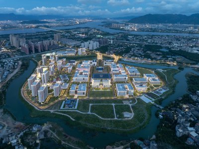 福耀科技大学