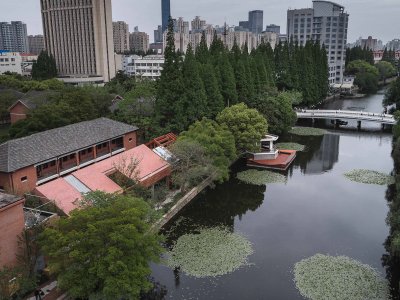 在记忆与希望之间-华东师范大学丽娃河畔书吧修缮，上海 / 上海日清建筑设计有限公司