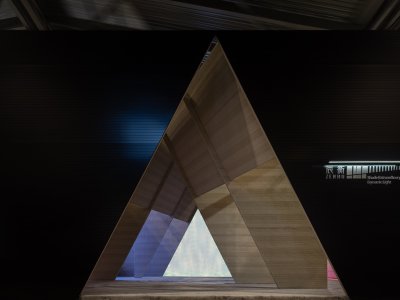 辰衡降临，上海 / 平行公社