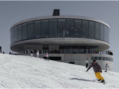 Plato餐厅，俄罗斯 / Kleinewelt Architekten