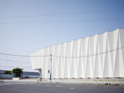 白色婚礼殿堂，日本