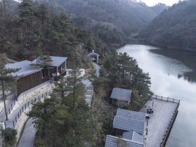 大明山大明湖公共卫生间，杭州 / 东维建筑