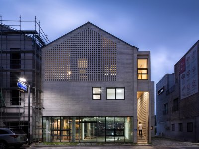 商业区里的私密住宅，韩国
