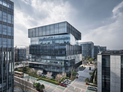 上海旭辉集团总部大楼 / 上海日清建筑设计有限公司