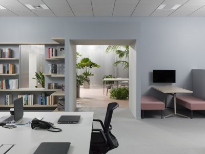 拥有室内花园的办公室，东京 / Office Shogo Onodera + 2id Architects