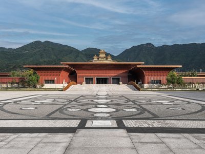 浙江佛学院二期（弥勒圣坛）