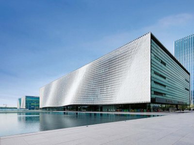 漂浮之门——西安沣东新城莱安社区中心 / EID Architecture