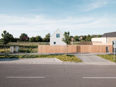 农村小屋重建，斯洛伐克