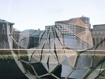 哥伦比亚大学庭院入口，美国