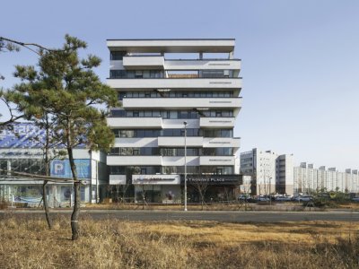 Kimsclini 综合体/ + Wise Architecture