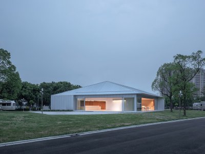 上海汽车博览公园车友俱乐部 / 直造建筑事务所