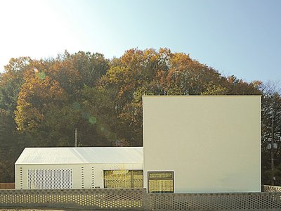 白色W屋，韩国