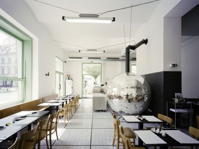 Disco Volante先锋披萨店，奥地利