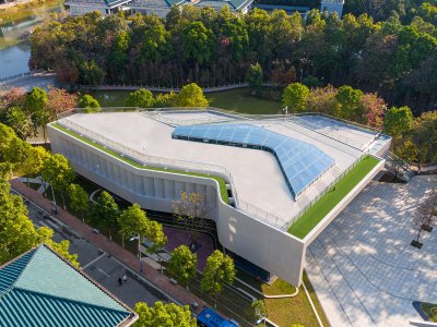 华夏职业学院学生活动中心创作实践，广东 / 华南理工大学历史环境保护更新研究所、广州阁律建筑设计有限公司、广州中际建筑设计有限公司、广州高敦照明设计有限公司