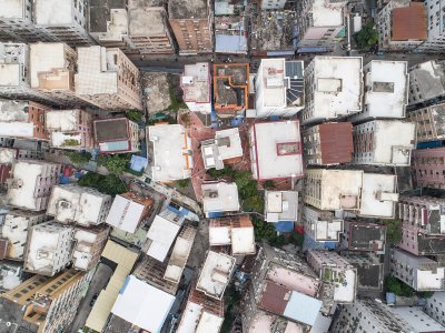 深圳白石洲有巢公寓 / 深圳市华域普风设计有限公司